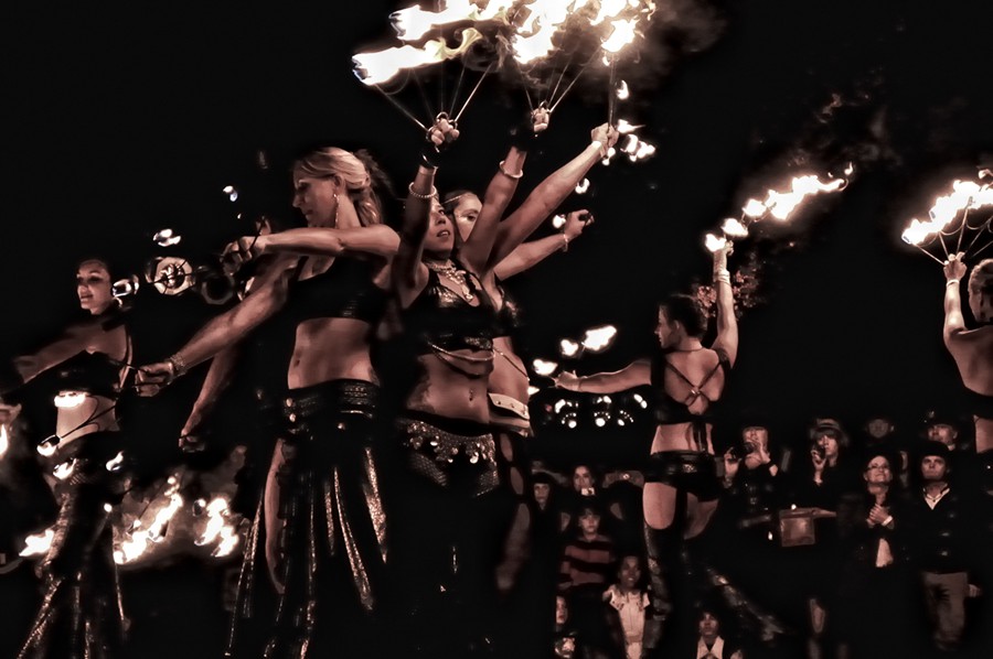 Luminesque Fire Troupe